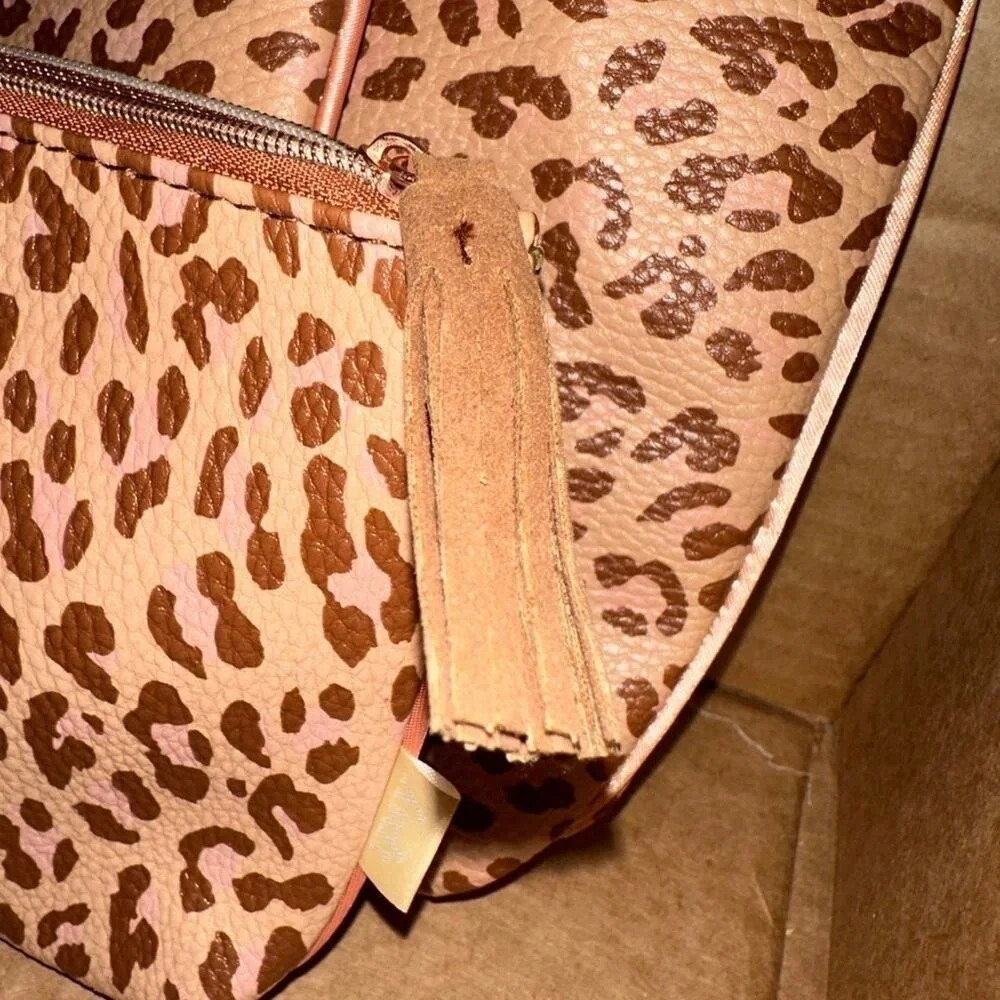 Ipsy Animal Print‎ Makeup Bag Leopard Cheetah Travel